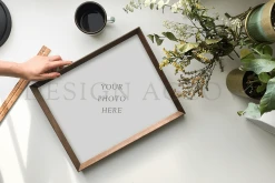 DesignAglow Frame Mockup (032)