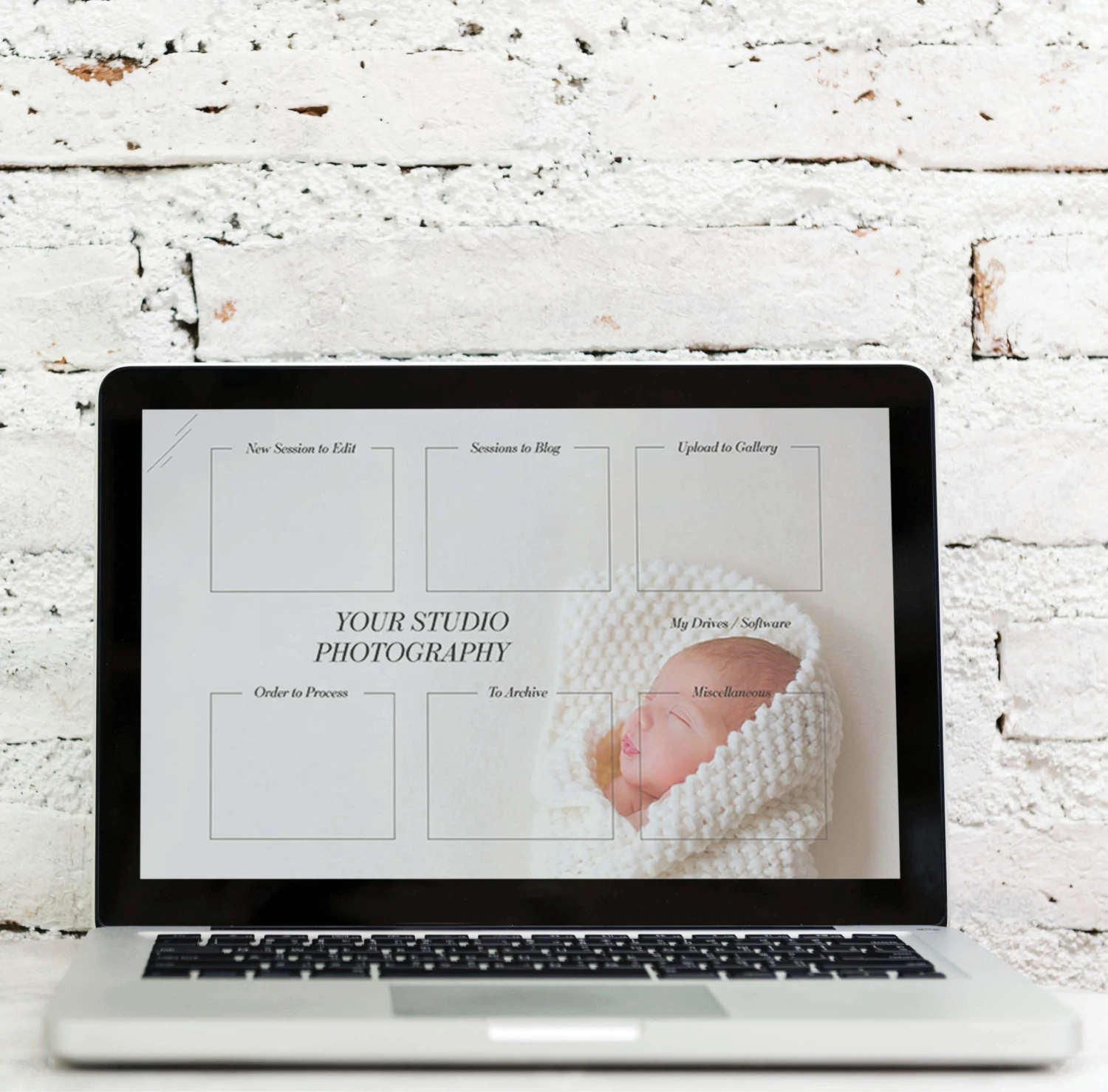 EXPORTS_DESKTOP_ICON_b5feca9c-cdf2-4de7-a3d0-5abab7d0a453.jpg DesignAglow ICON Studio Workflow Assistant Dark & Moody