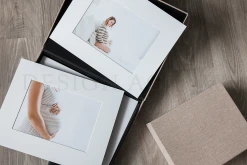 DesignAglow Folio Sales Tools Portfolio Box Mockup (003)