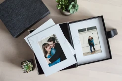 DesignAglow Portfolio Box Mockup (005)